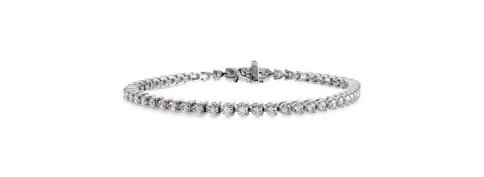 Hearts on Fire Temptation three-prong bracelet