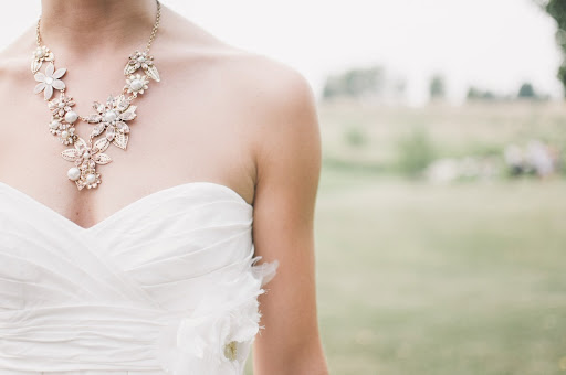 Wedding Day Jewelry Tips